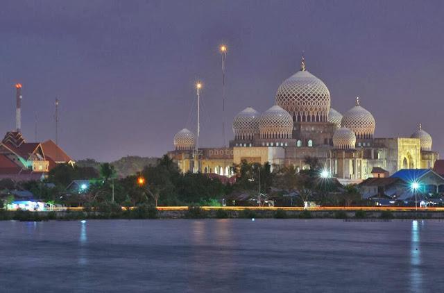 The Royal Residence Lhokseumawe Buitenkant foto